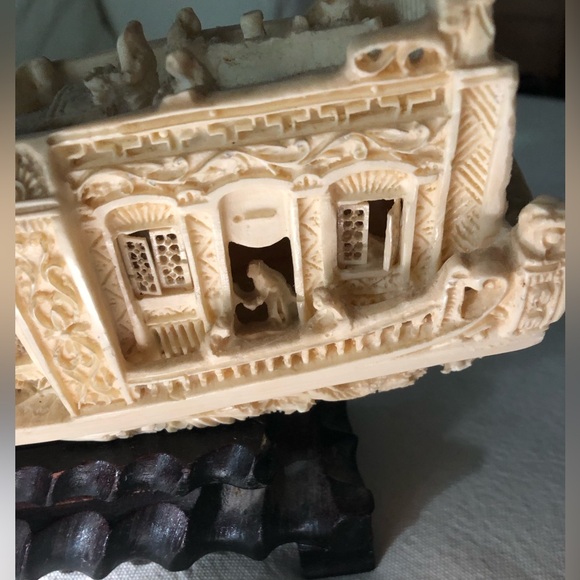 Vintage Chinese Carved Boat - Picture 2 of 11